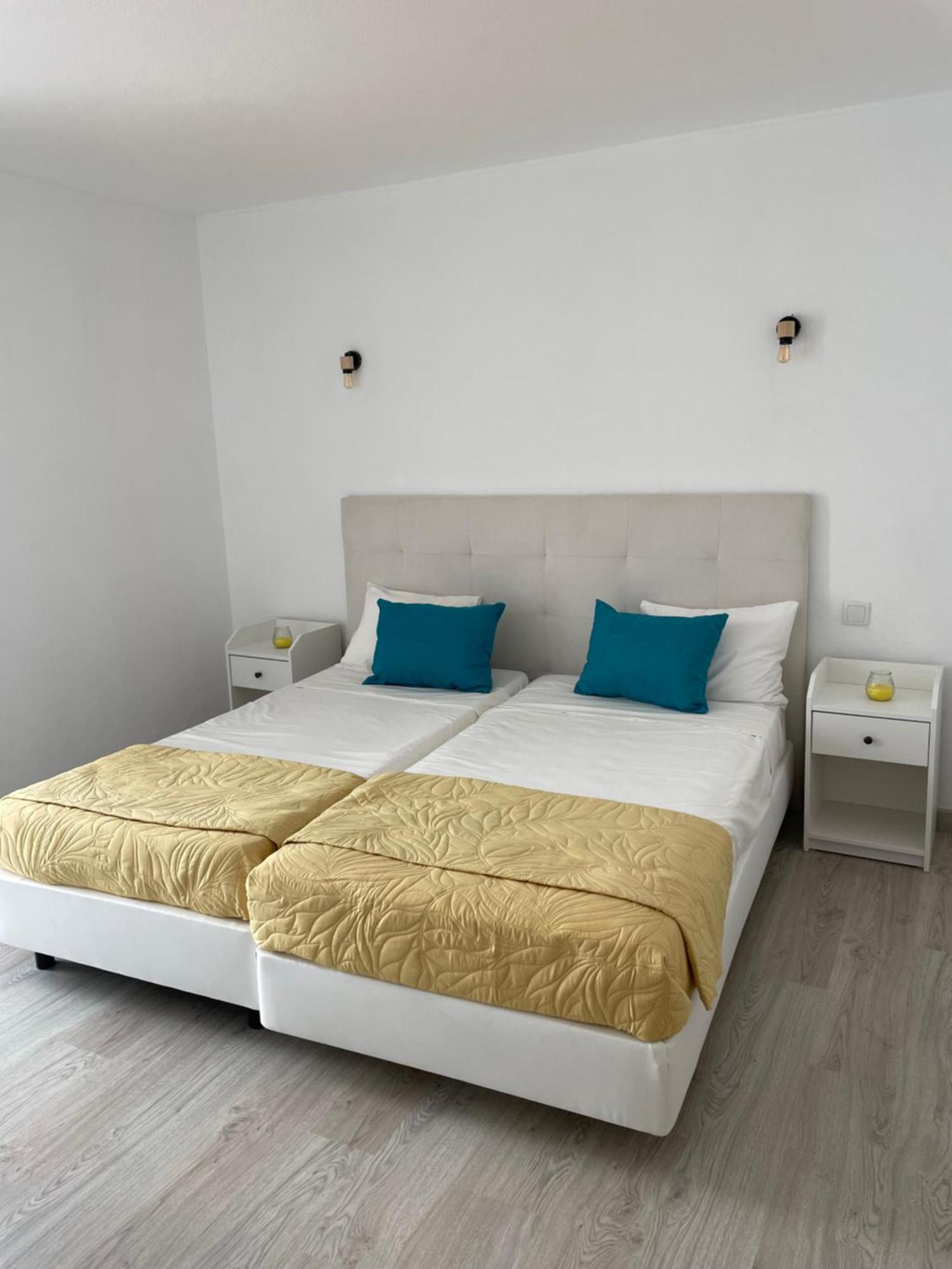 New! Apartment 50 Meters From The Beach Carvoeiro  Exteriör bild