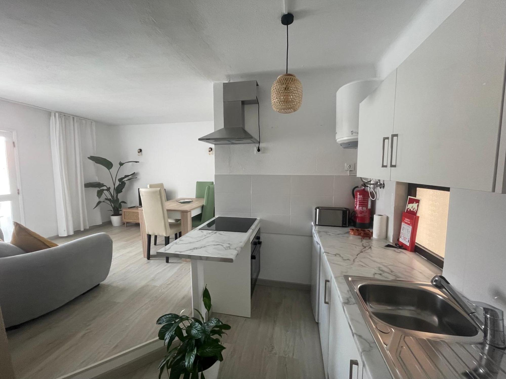 New! Apartment 50 Meters From The Beach Carvoeiro  Exteriör bild