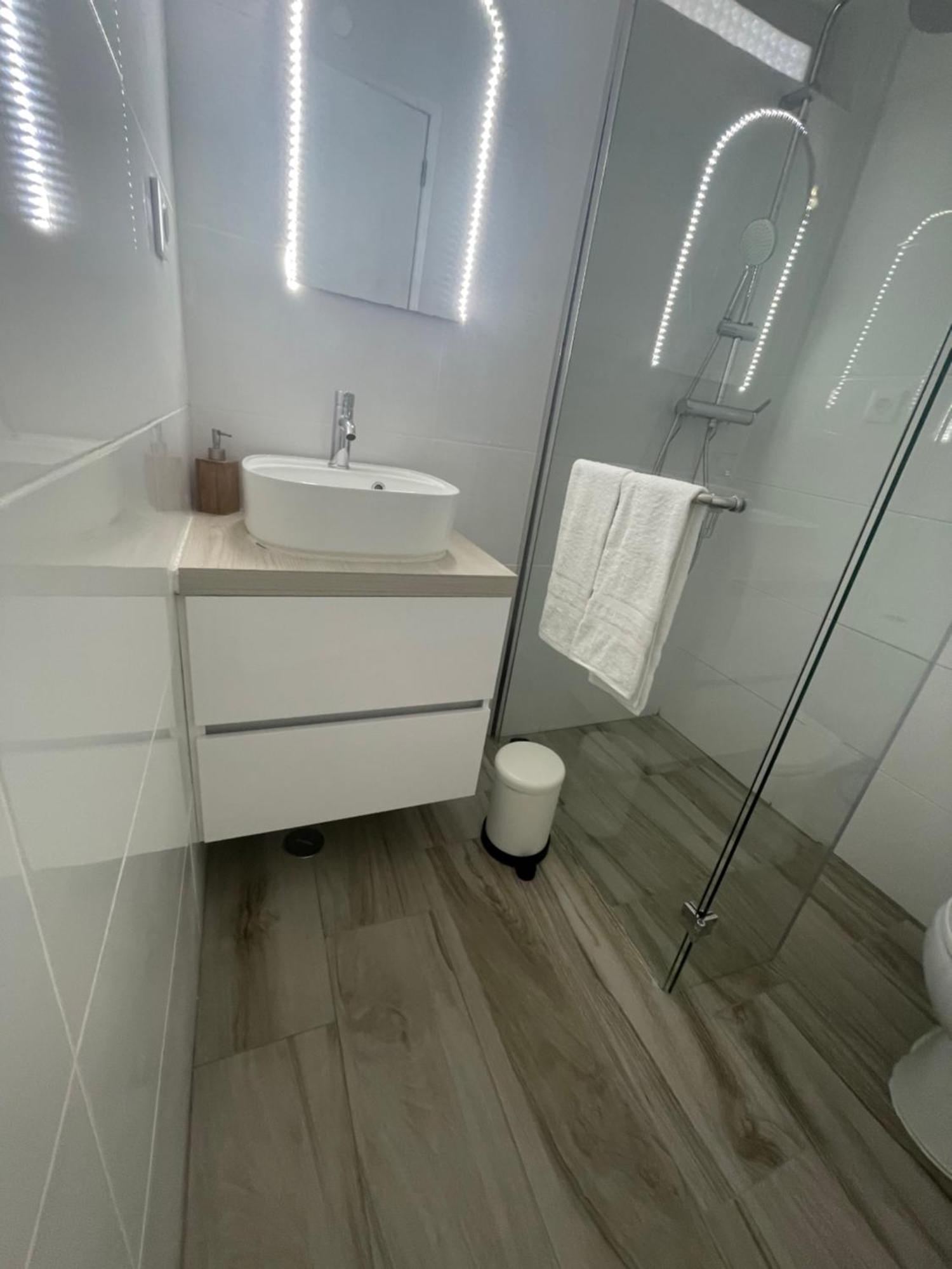 New! Apartment 50 Meters From The Beach Carvoeiro  Exteriör bild